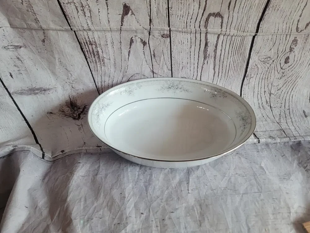 Legendary by Noritake Sri Lanka Sweet Leilani 9.5